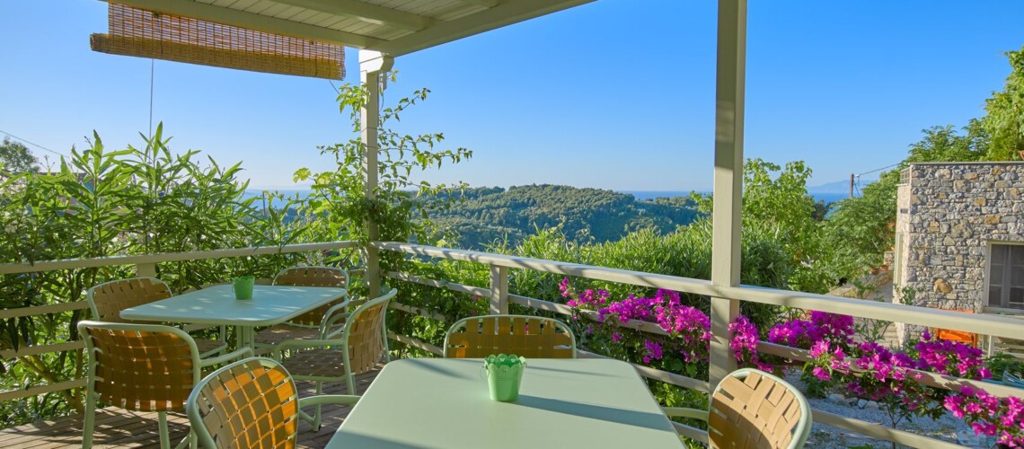 _breakfast sea views_resized